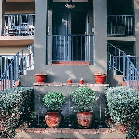 Amoris Guest House-Waterkloof Ridge Pretoria Exterior foto